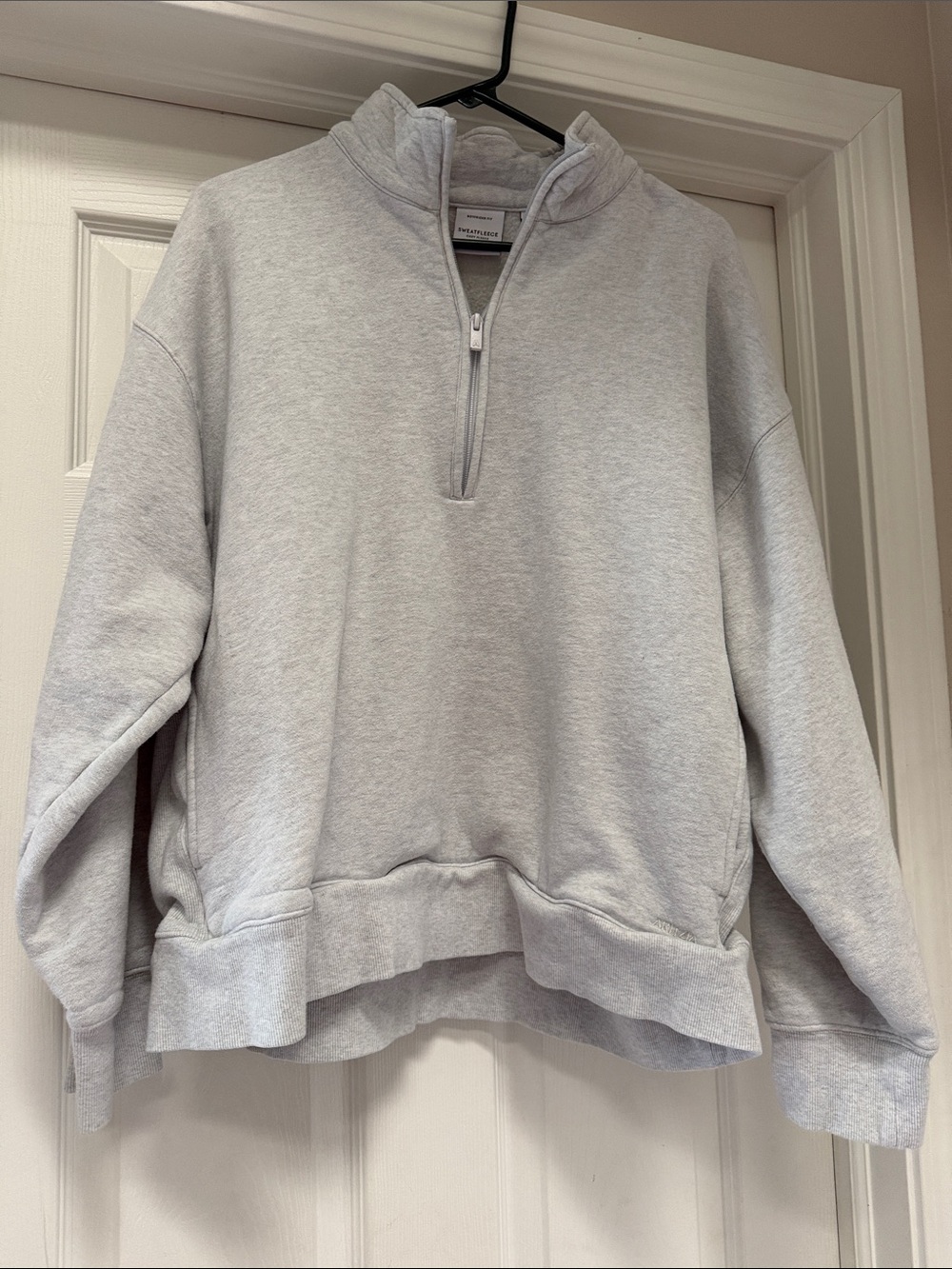 Aritzia Light Gray Half-Zip Pullover Sweater